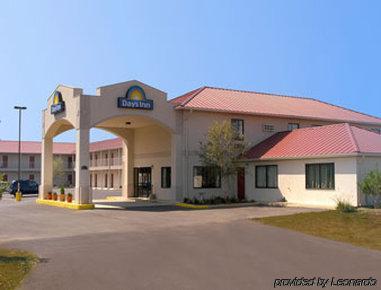 Days Inn Of Centre Exteriér fotografie